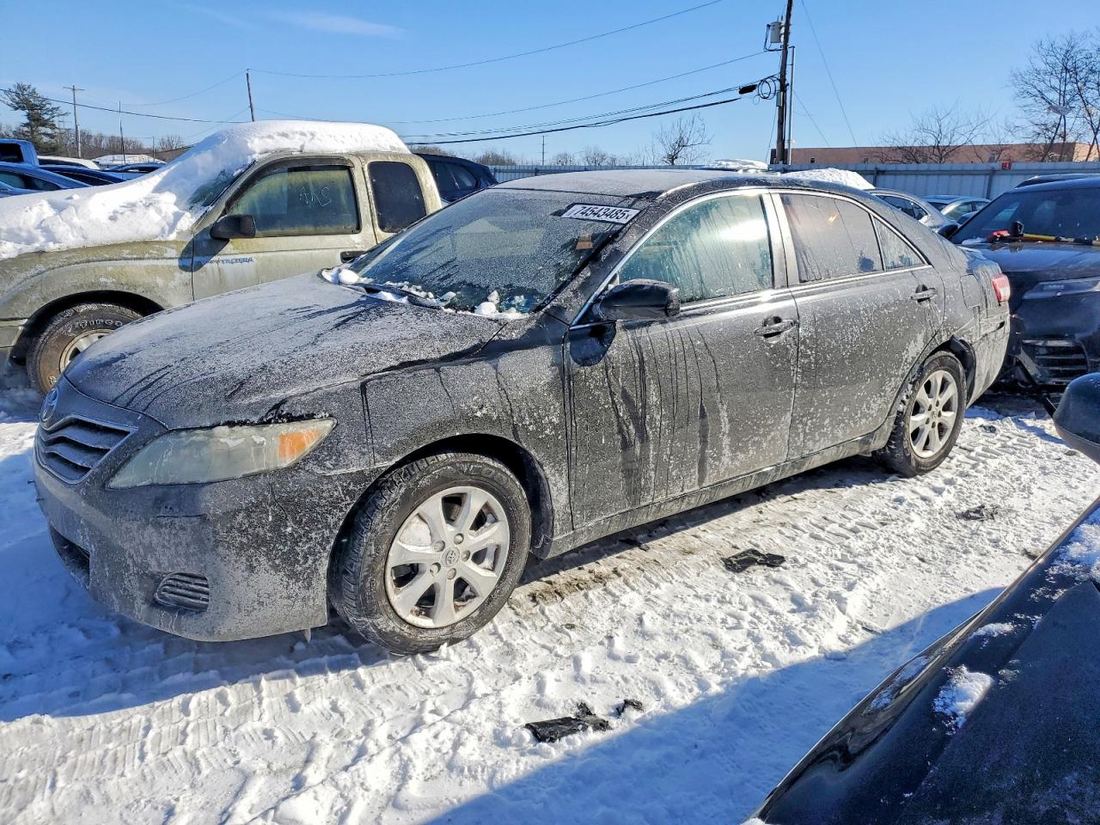 2010 TOYOTA CAMRY