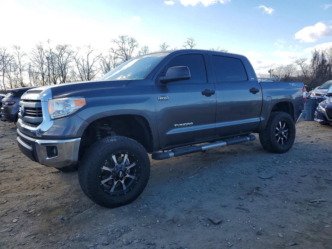 2015 TOYOTA TUNDRA