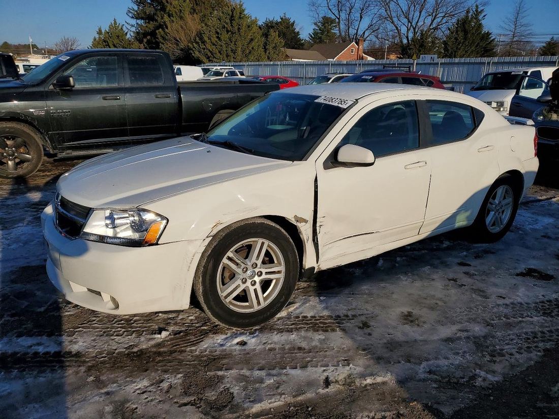 2010 DODGE AVENGER