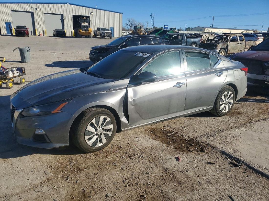 2022 NISSAN ALTIMA