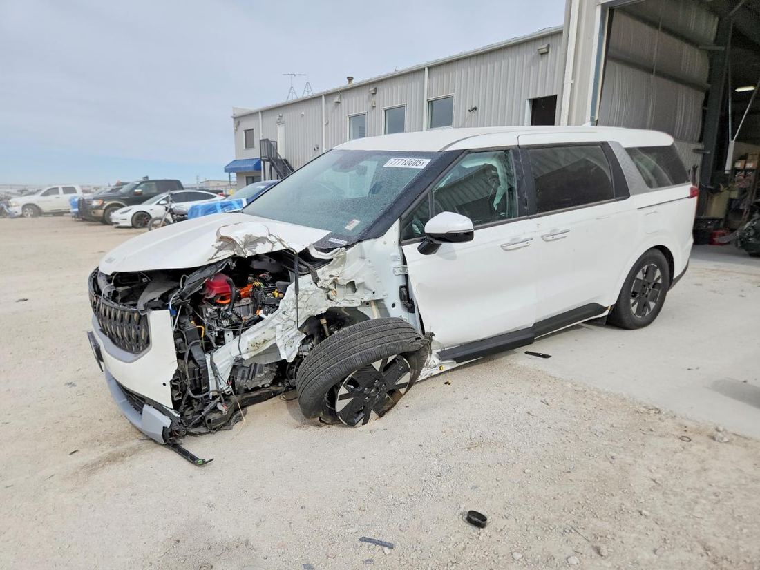 2025 KIA CARNIVAL