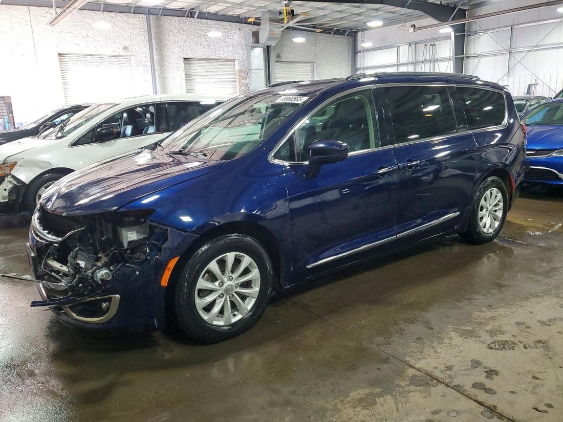 2019 CHRYSLER PACIFICA