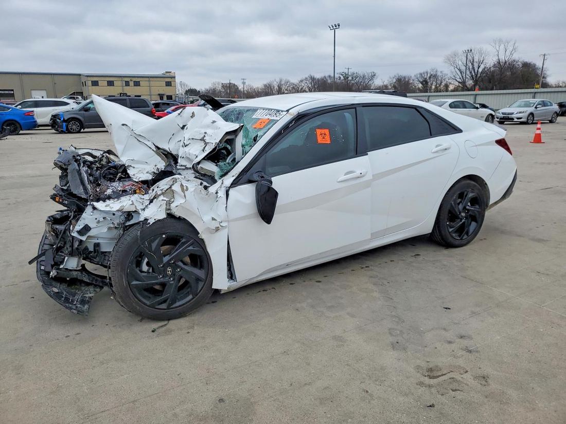 2026 HYUNDAI ELANTRA