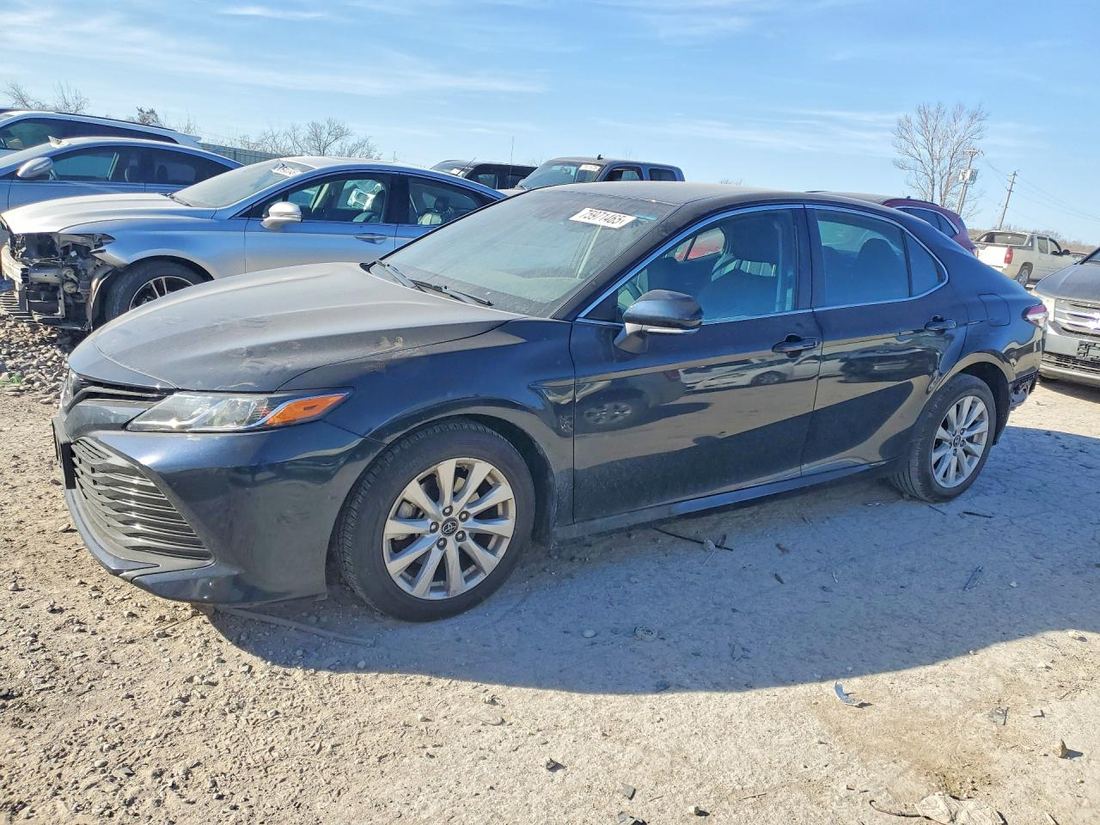 2019 TOYOTA CAMRY