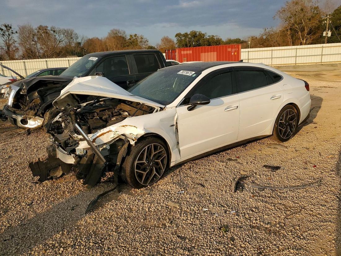 2022 HYUNDAI SONATA