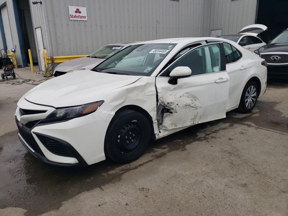 2024 TOYOTA CAMRY