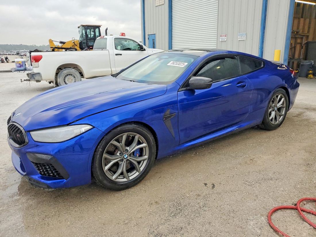 2024 BMW M8