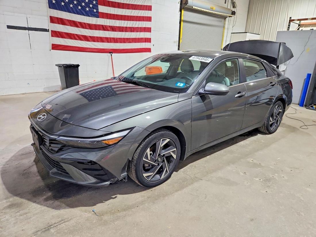 2024 HYUNDAI ELANTRA