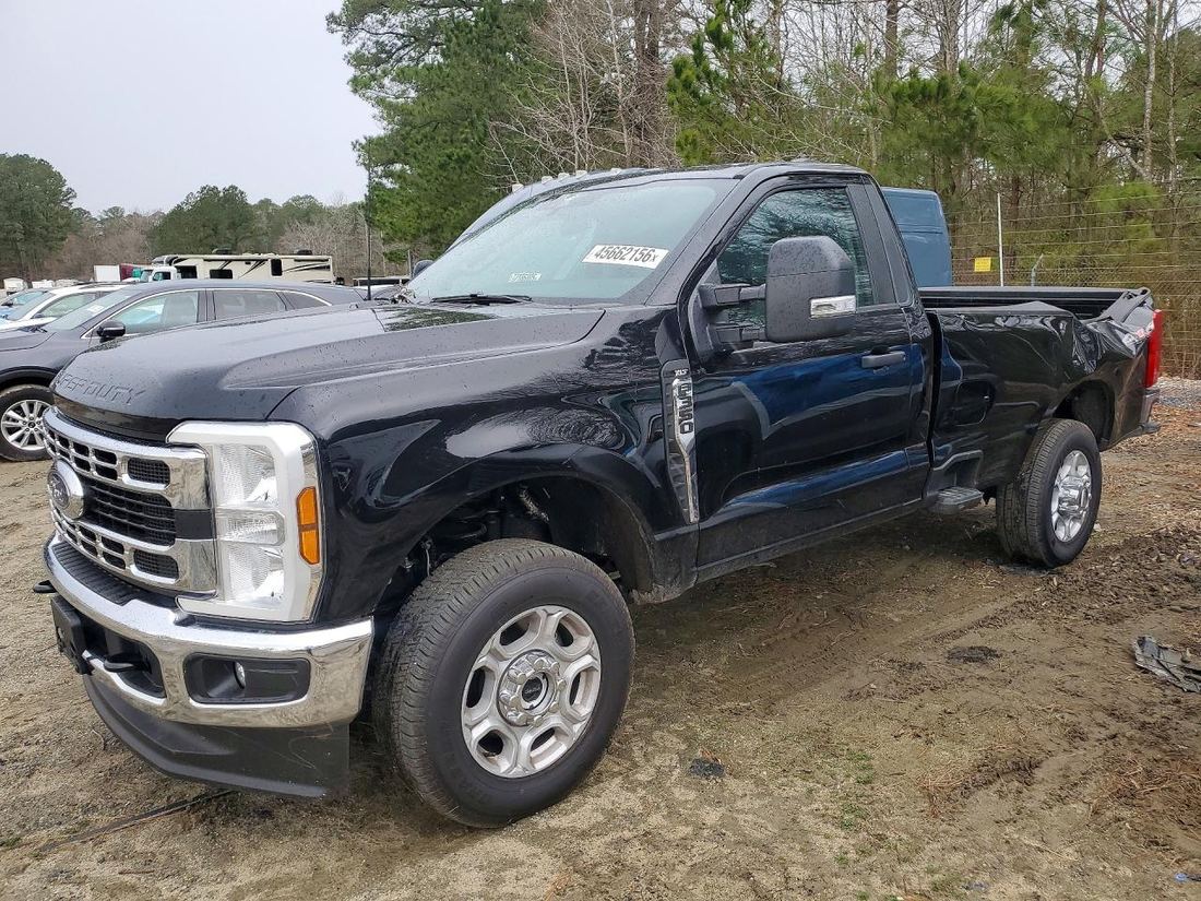 2025 FORD F350