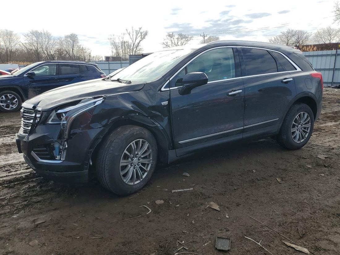 2017 CADILLAC XT5