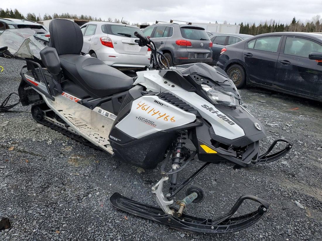 2020 SKIDOO 900 GRAND