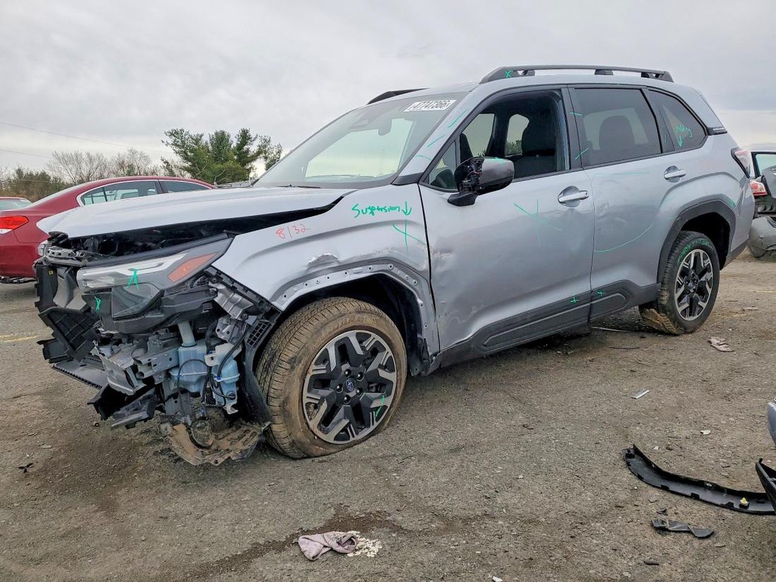 2025 SUBARU FORESTER