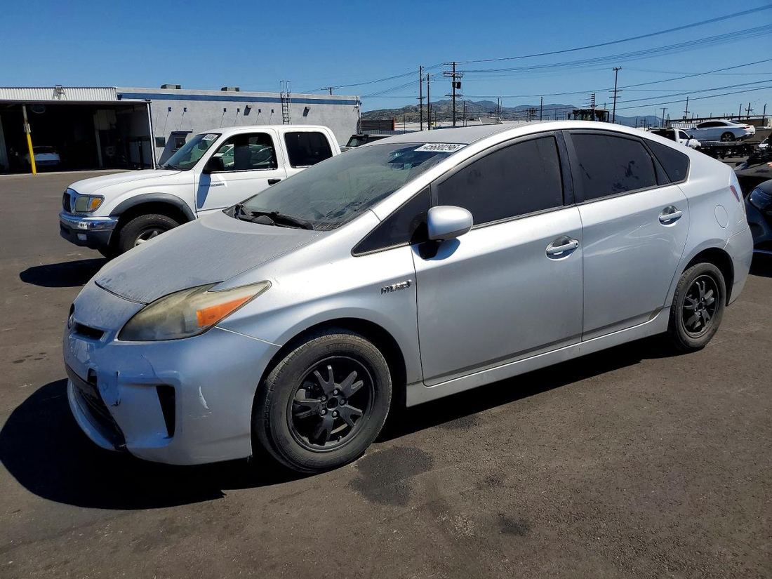 2013 TOYOTA PRIUS