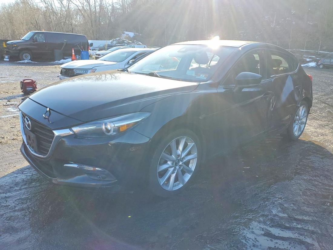2017 MAZDA 3