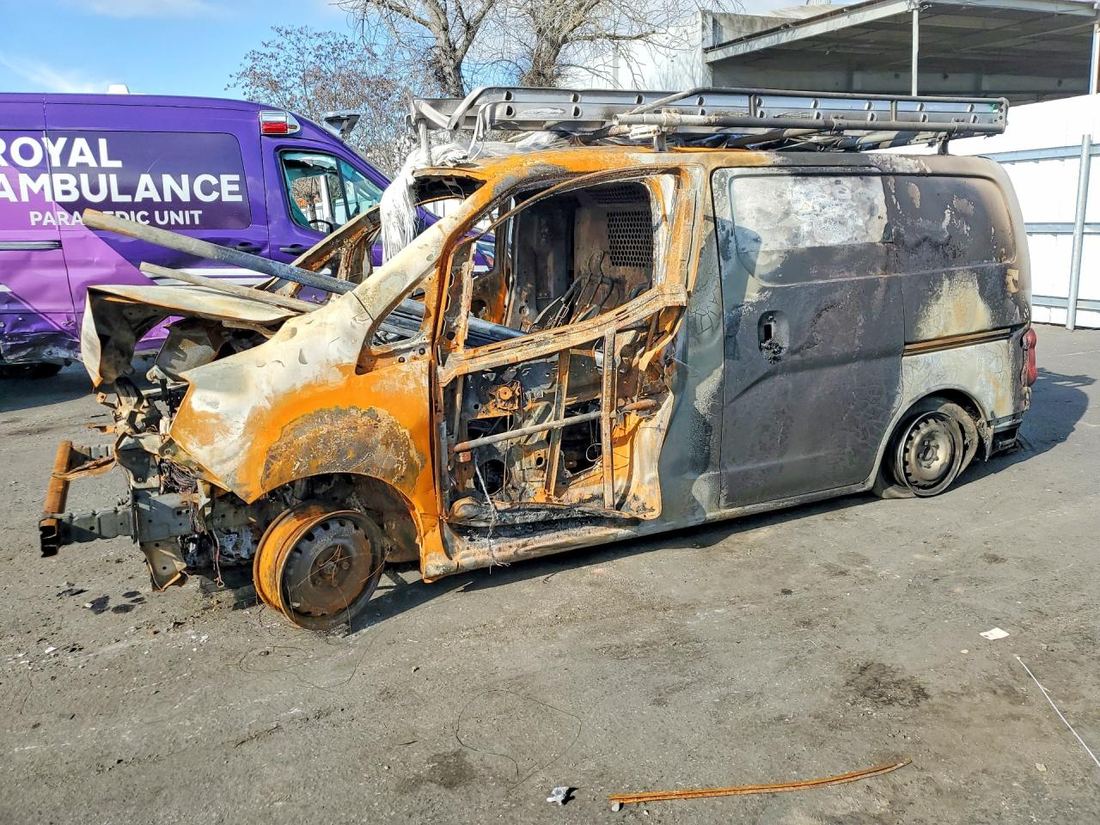 2014 NISSAN NV 200