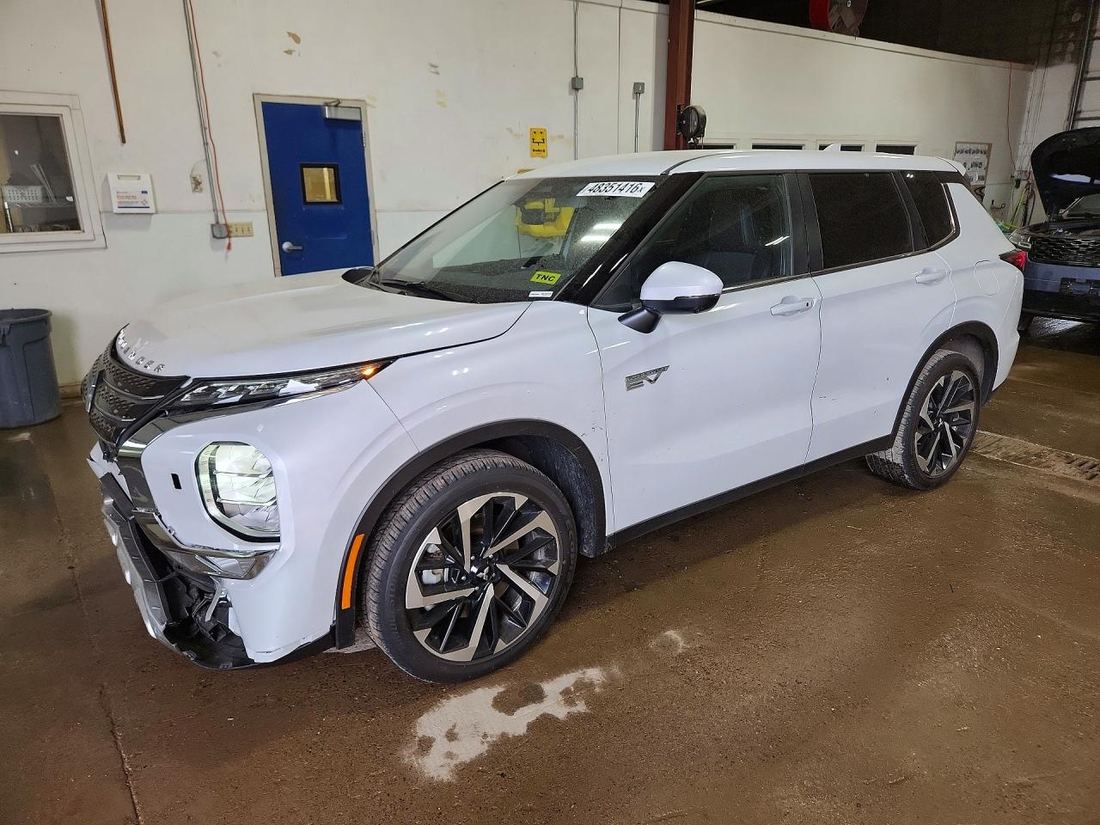 2025 MITSUBISHI OUTLANDER