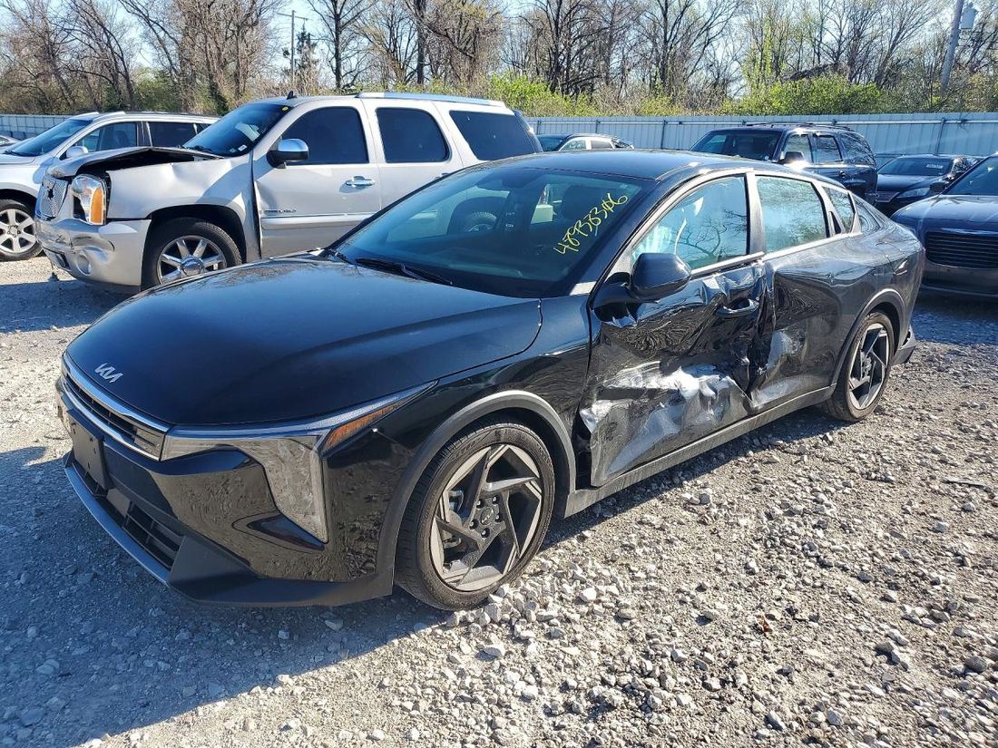 2025 KIA K4