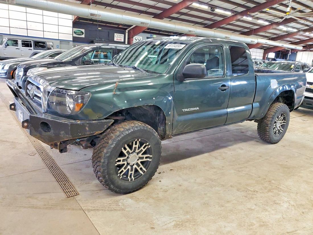 2010 TOYOTA TACOMA