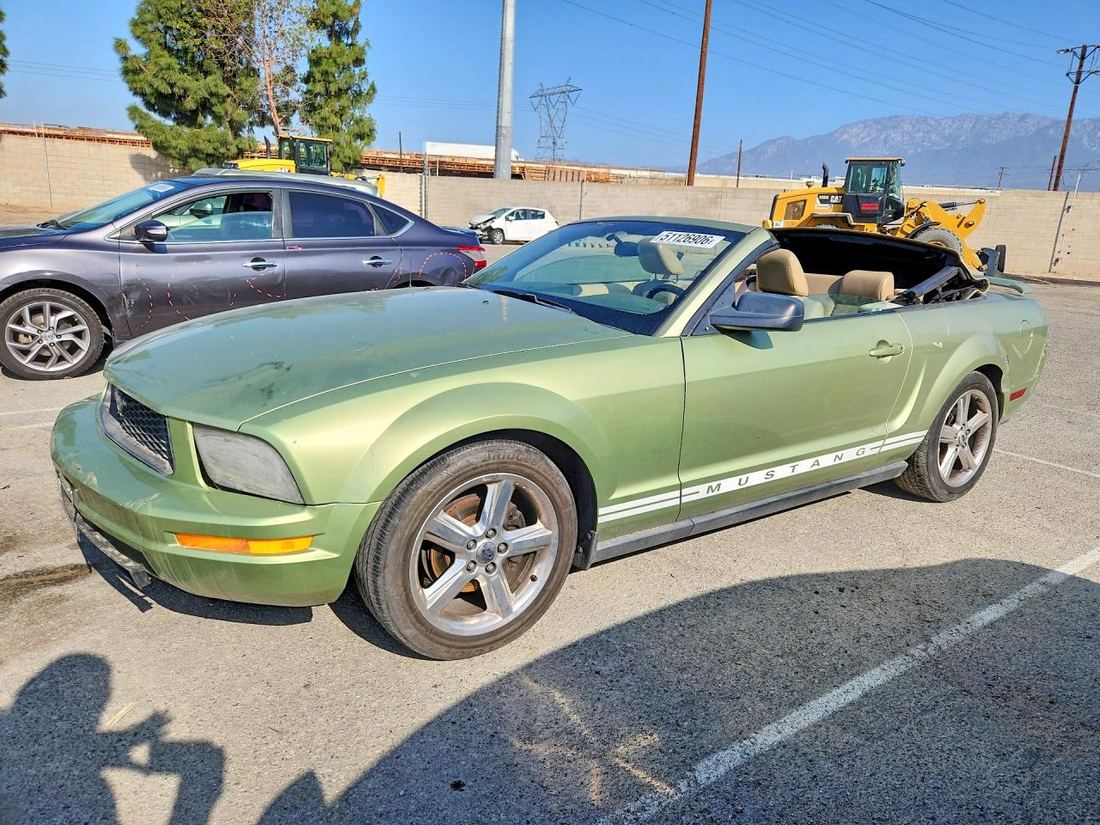 2005 FORD MUSTANG