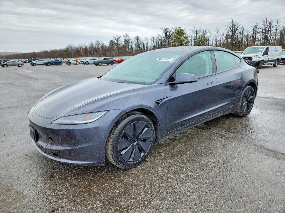 2024 TESLA MODEL 3