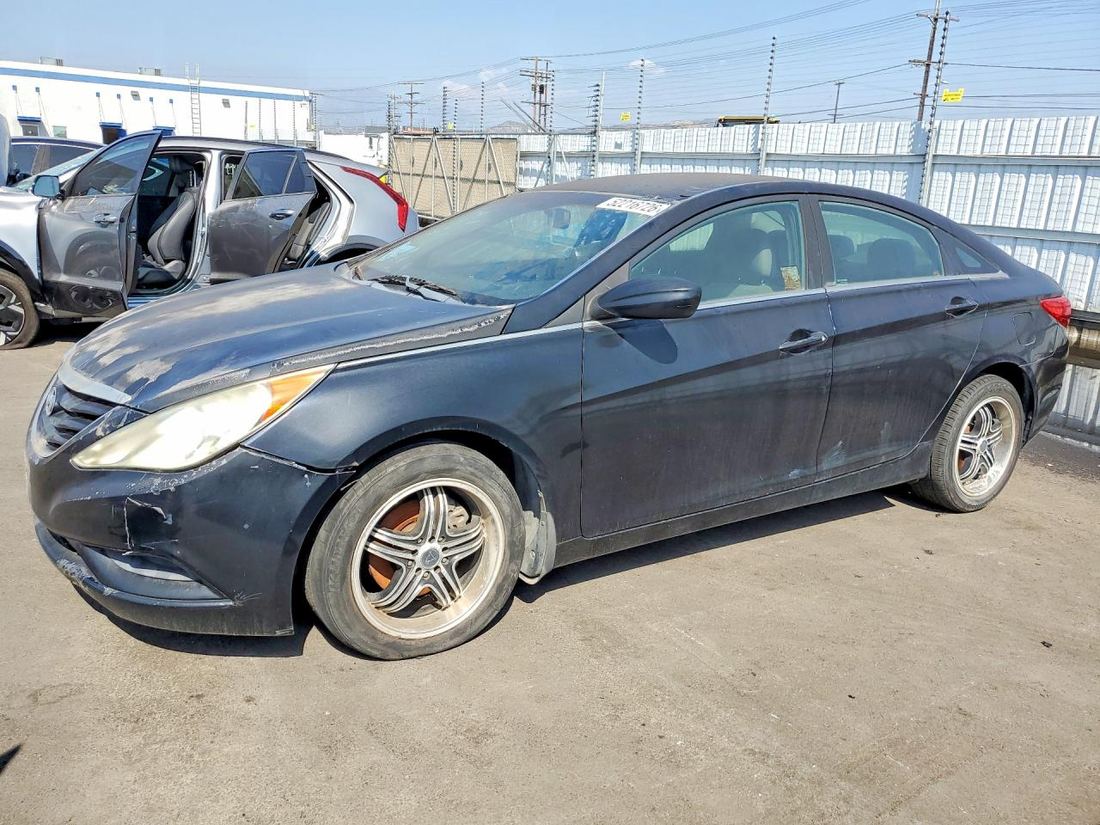 2011 HYUNDAI SONATA