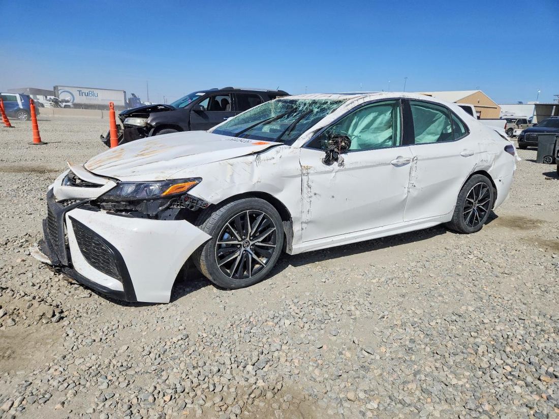 2024 TOYOTA CAMRY HYBRID