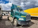 2017 MACK CXU613