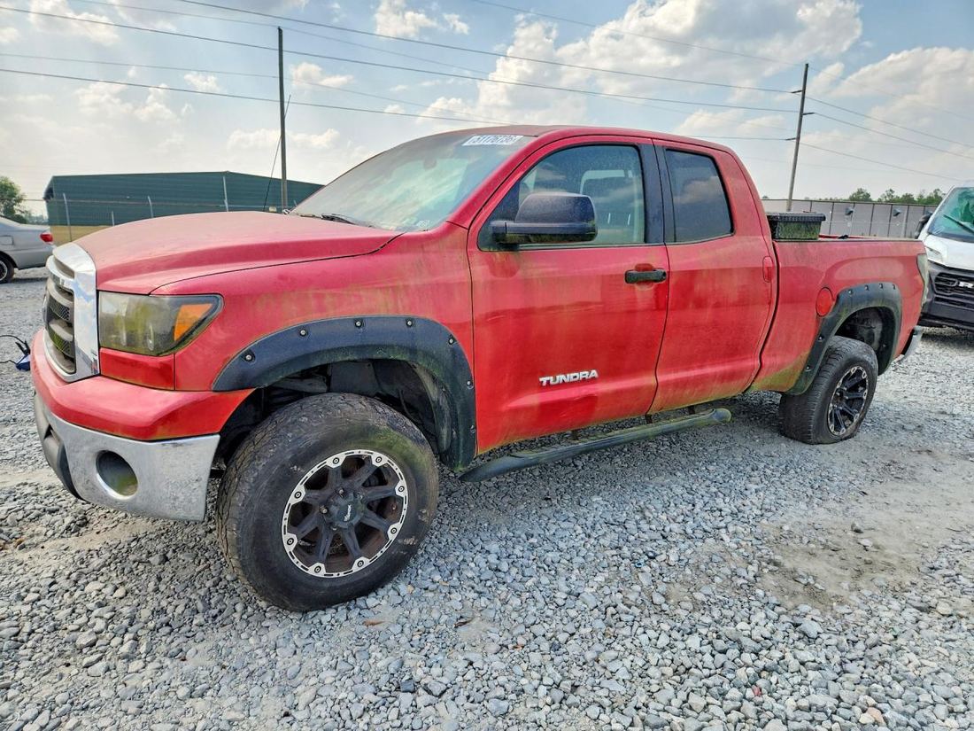 2013 TOYOTA TUNDRA