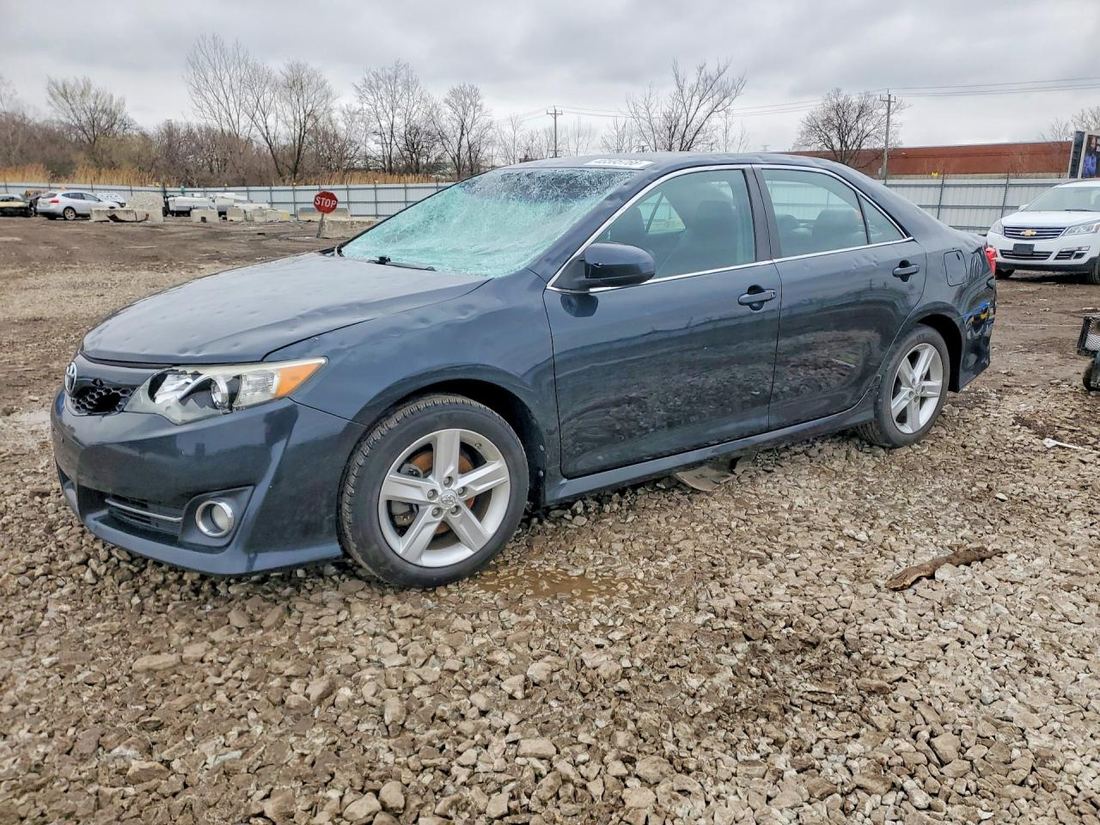 2013 TOYOTA CAMRY