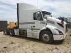 2021 VOLVO VNR