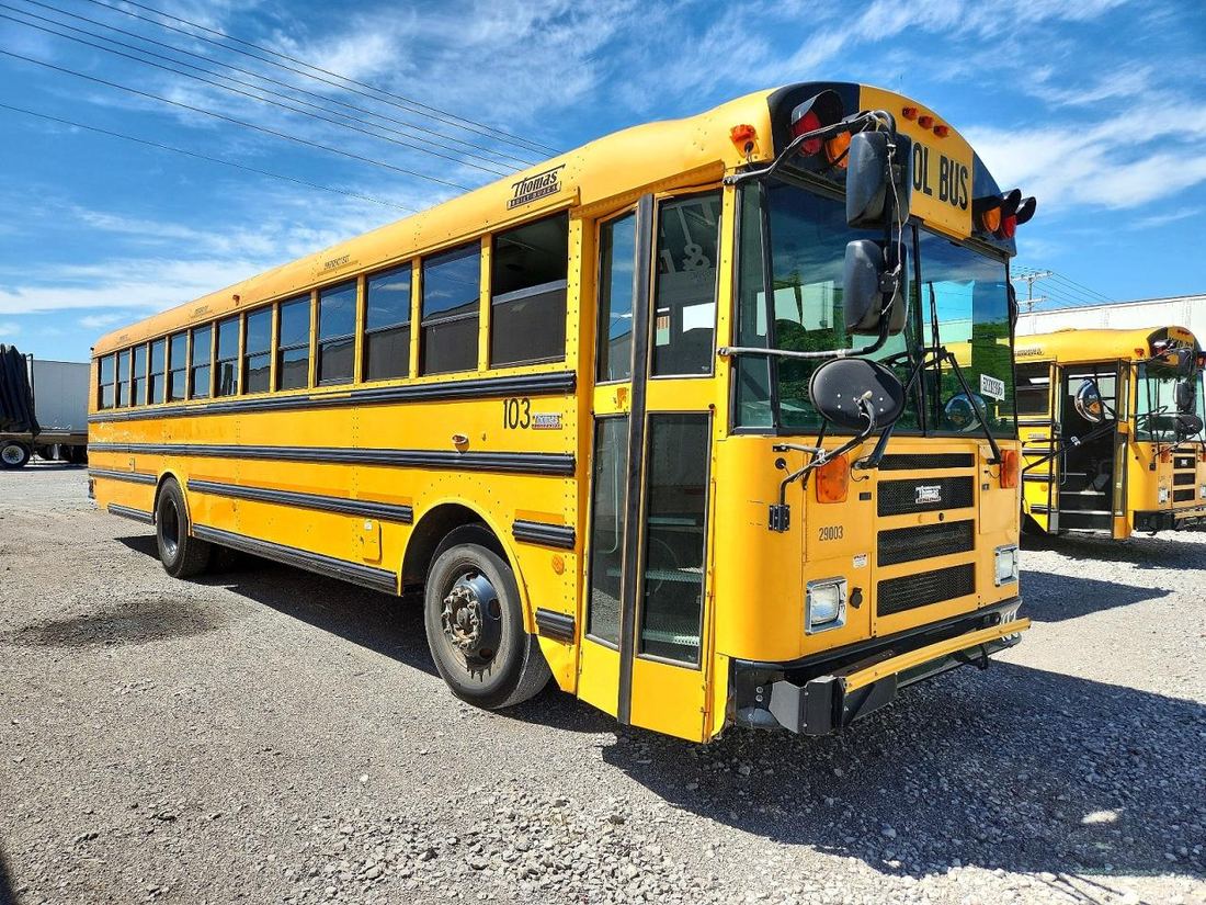 2012 THOMABUSES BUS