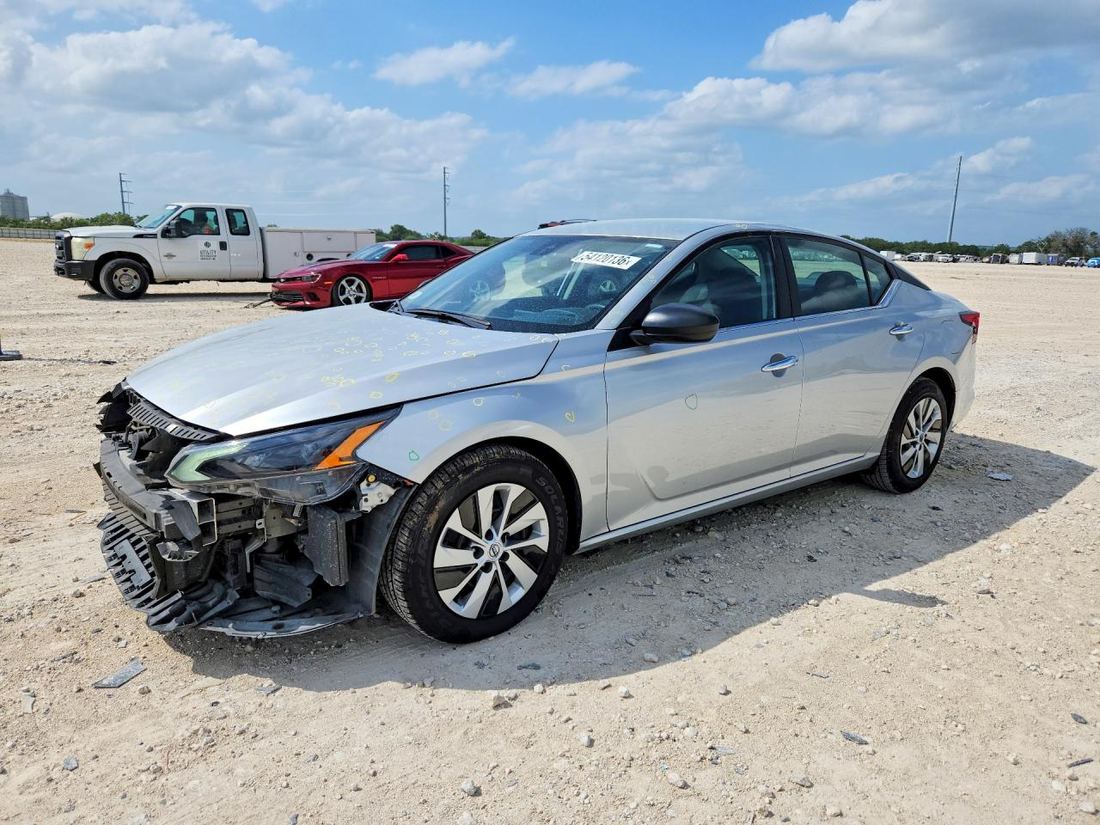 2024 NISSAN ALTIMA
