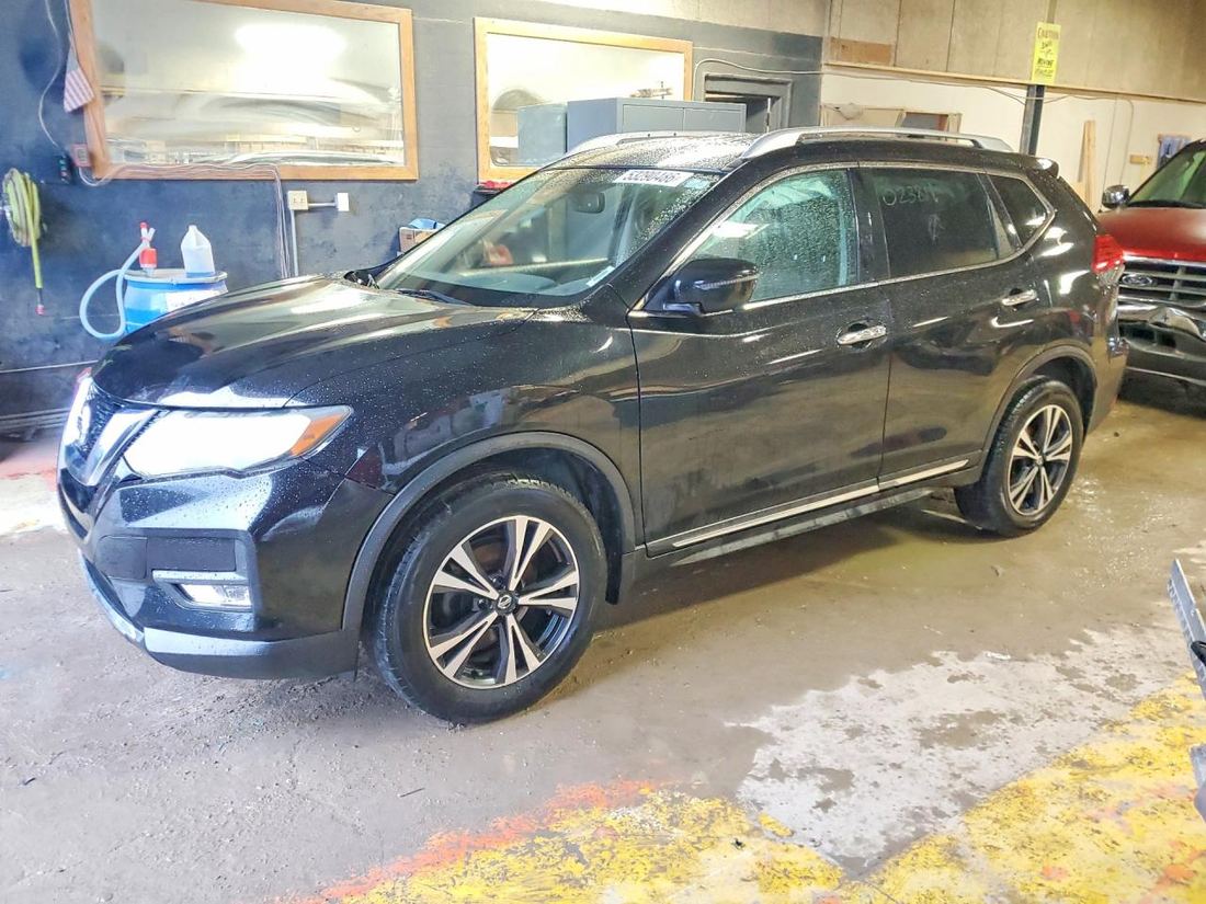 2017 NISSAN ROGUE