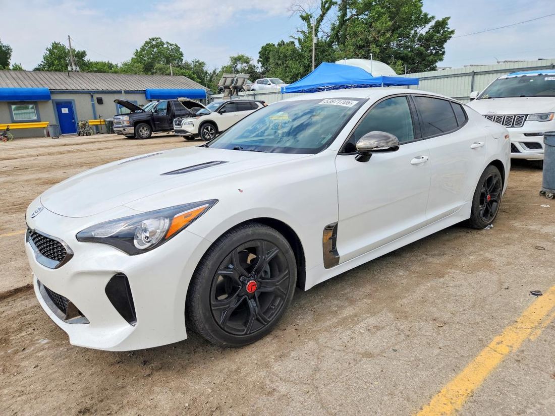 2021 KIA STINGER