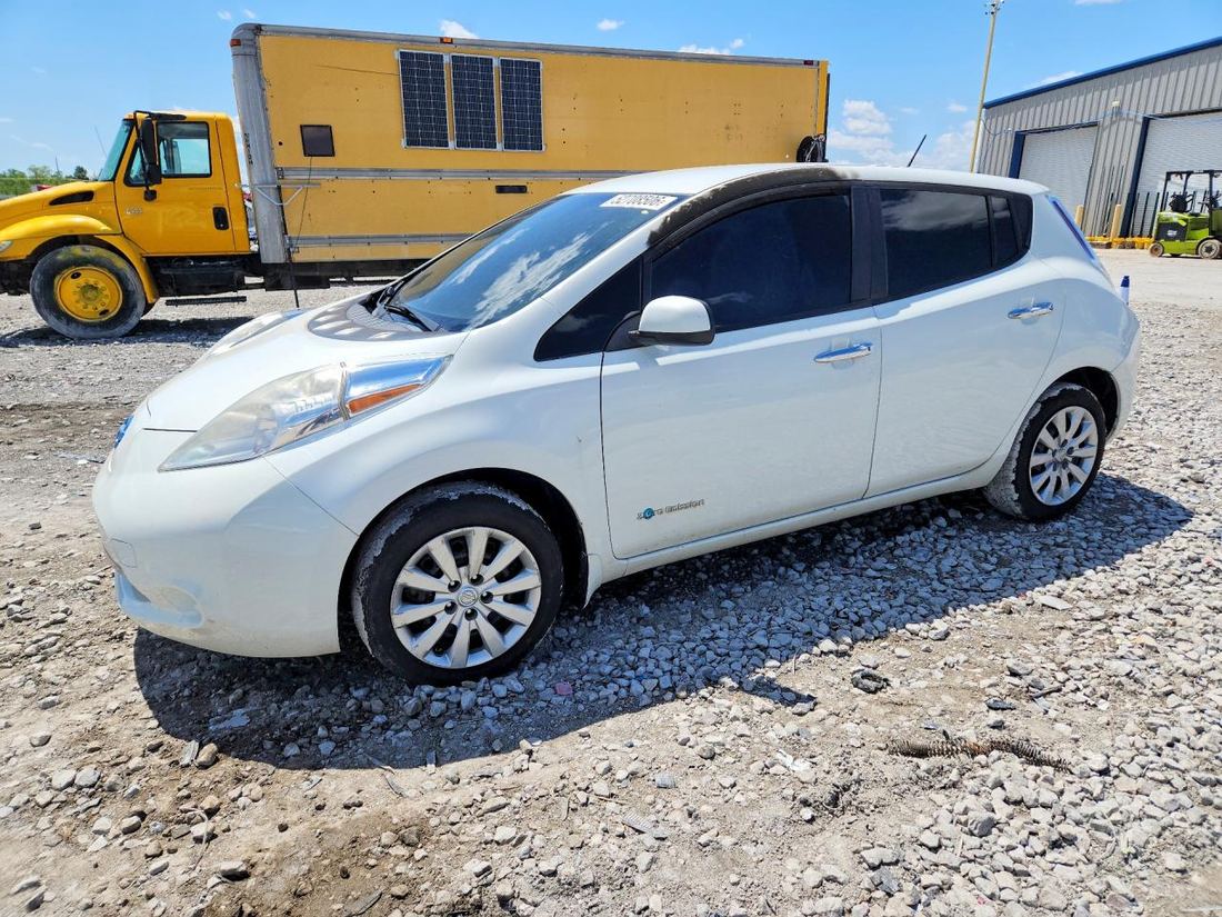 2015 NISSAN LEAF