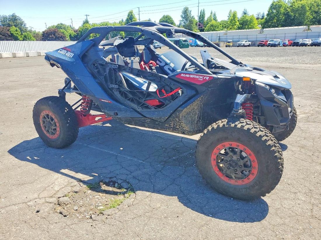 2025 CAN-AM MAVERICK R