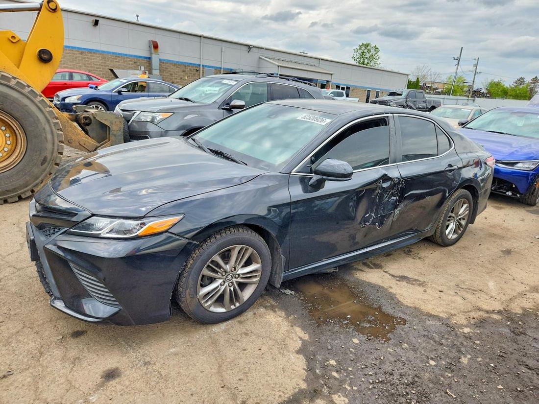 2019 TOYOTA CAMRY