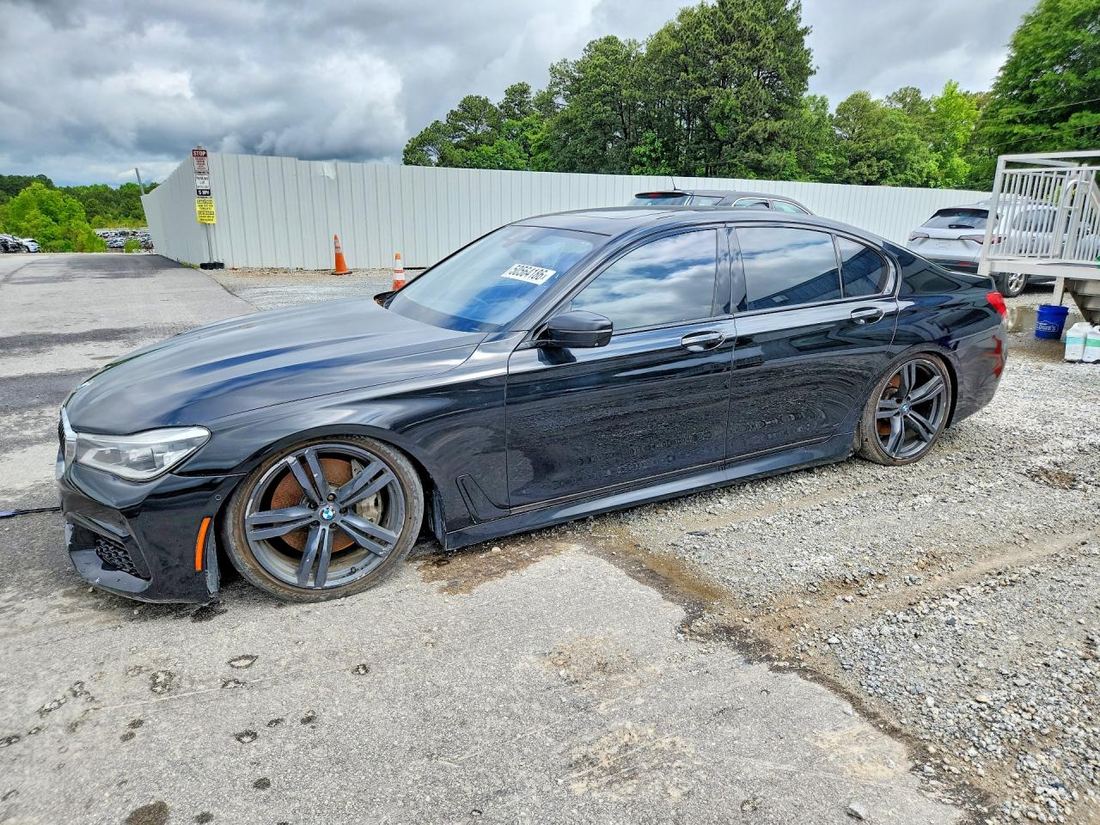 2018 BMW 750