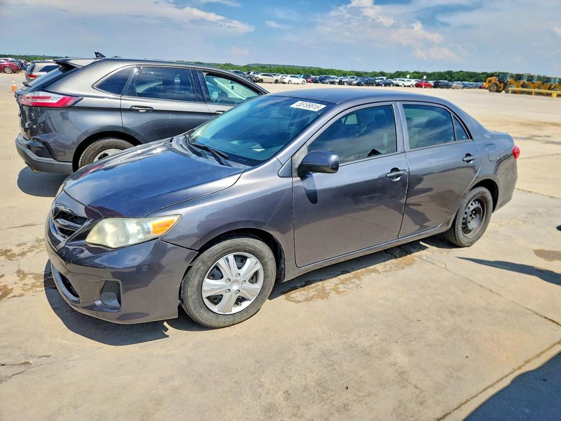2013 TOYOTA COROLLA