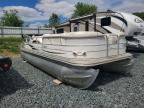 2007 SUNTRACKER BOAT