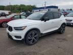 2020 VOLVO XC40