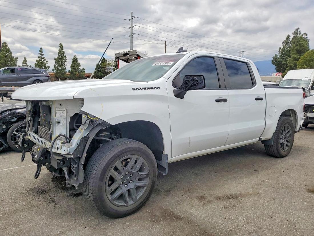 2024 CHEVROLET SILVERADO