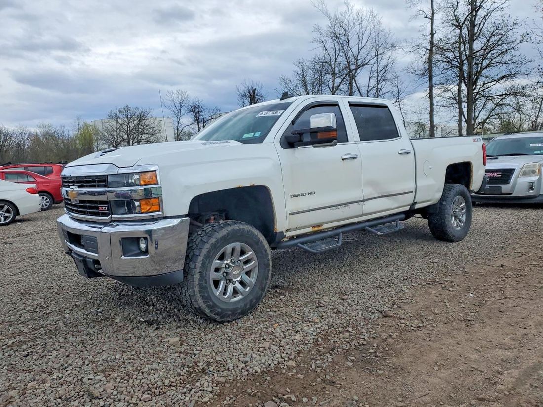 2017 CHEVROLET SILVERADO