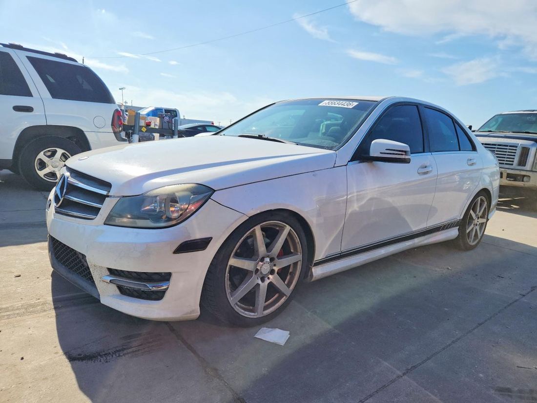 2014 MERCEDES-BENZ C