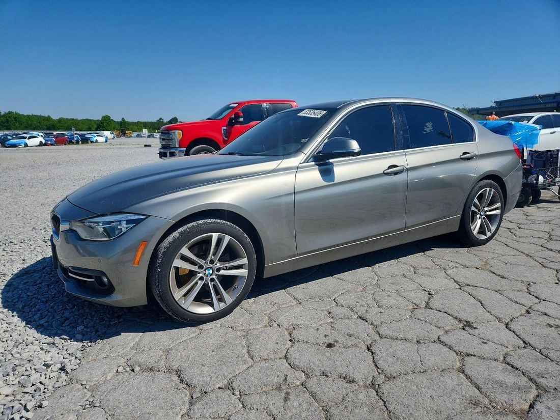 2018 BMW 330
