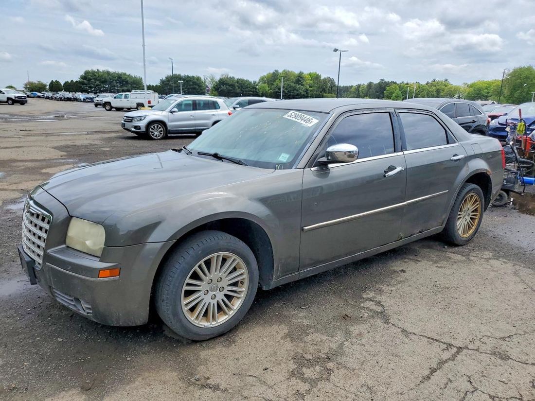 2010 CHRYSLER 300