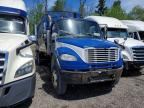 2011 FREIGHTLINER M2