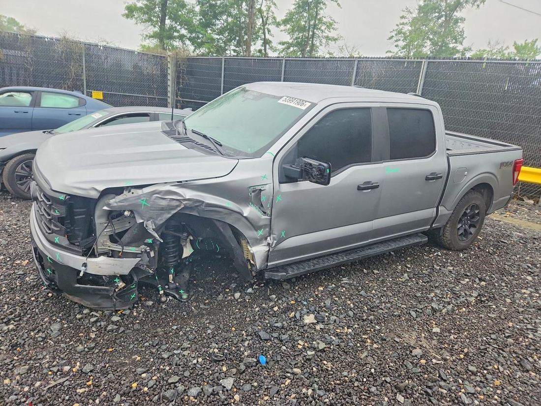 2025 FORD F150