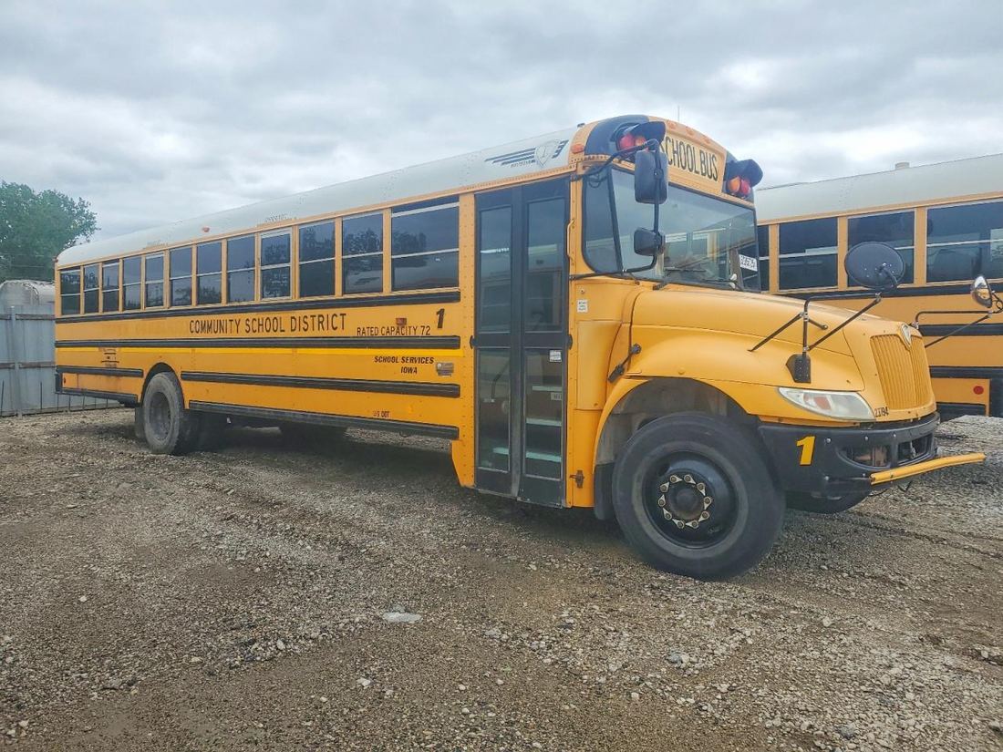 2013 IC CORPORATION SCHOOL BUS