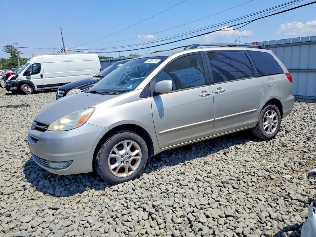 2005 TOYOTA SIENNA
